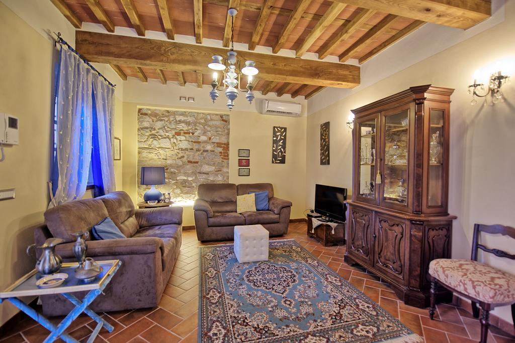 Country house Flavia By Posarellivillas *