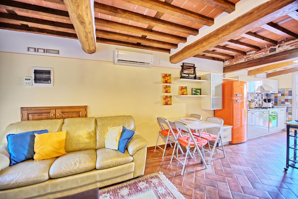 Country house Flavia By Posarellivillas